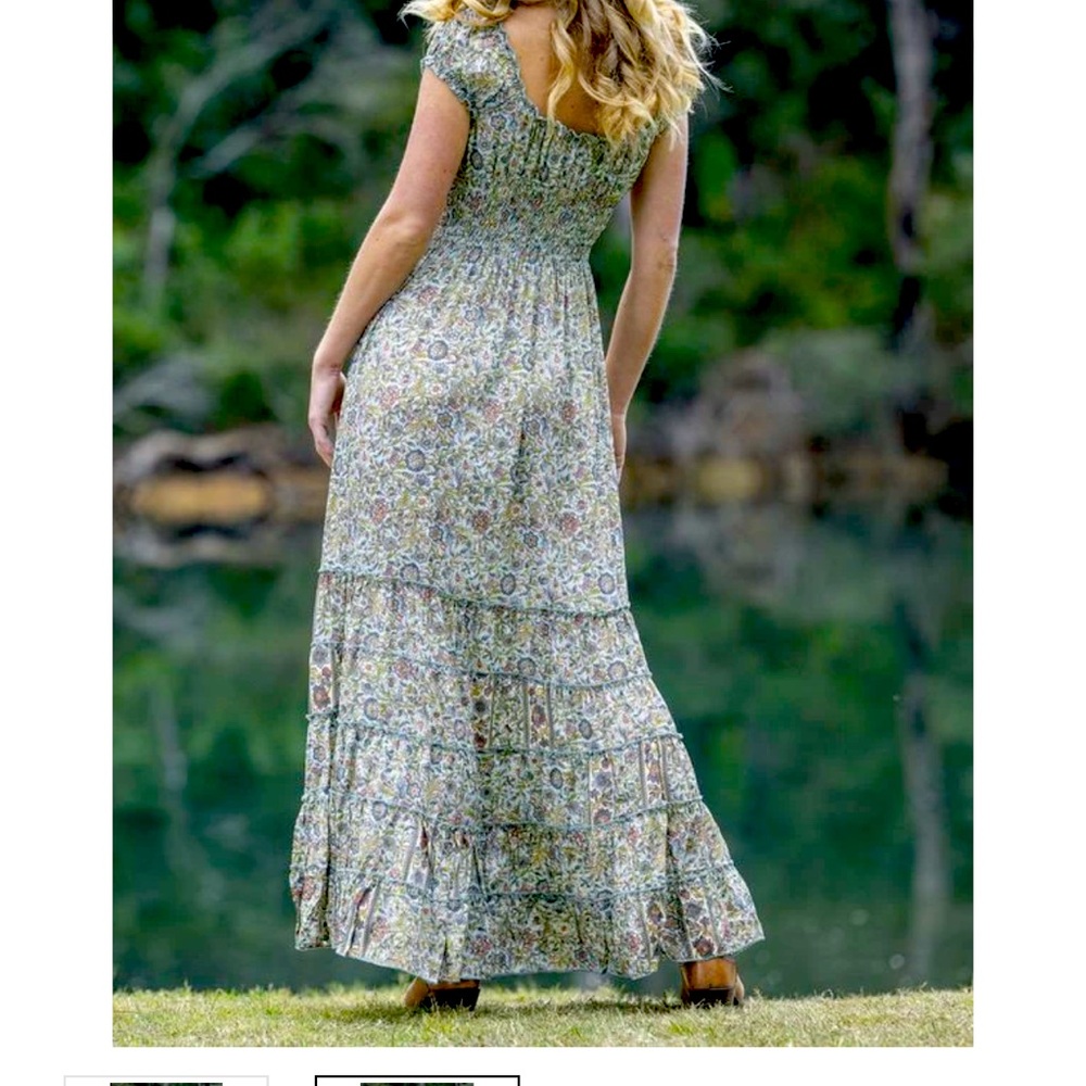 Beautiful Cienna  maxi dress new with tags